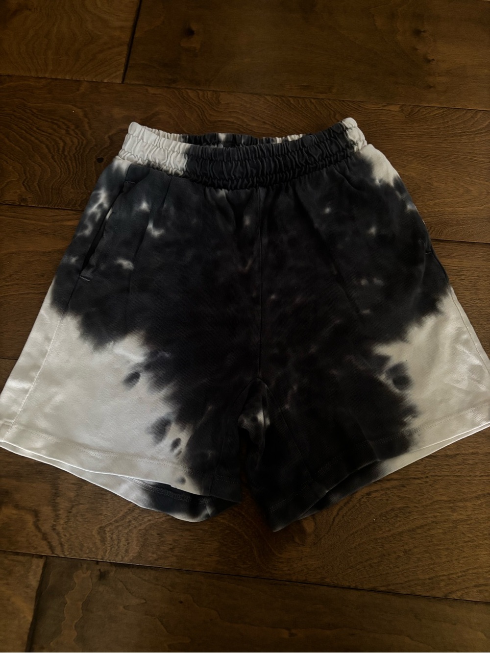 GAP Black & White Tie-Dye Athletic Shorts